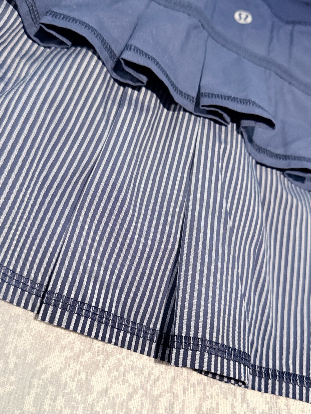 Lululemon /// Women’s Pleated Pace Setter Skirt - Inkwell - Size 4 - Picture 9 of 13